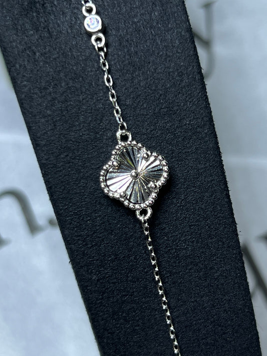 سوار van cleef فضي ايطالي